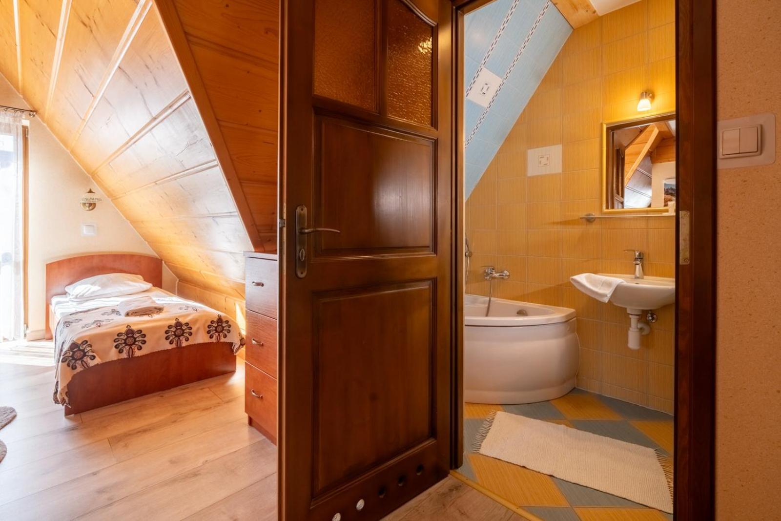 U Anusia Jacuzzi & Sauna Bed & Breakfast 3*